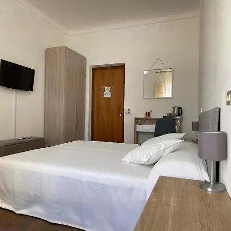 En-suite Triple Room-giardino A Mare 3*