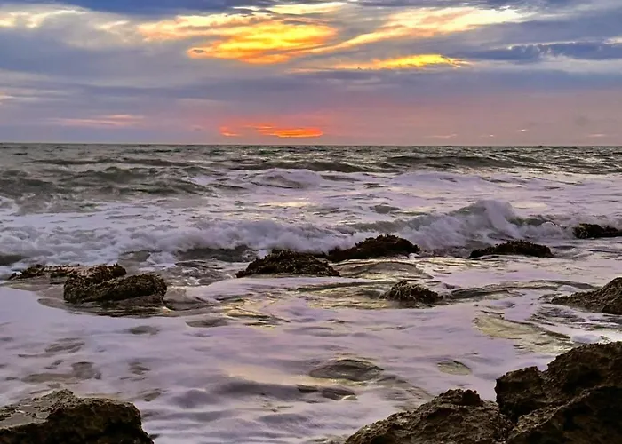 En-suite Double Room-giardino A Mare 3* Donnalucata (Sicily)